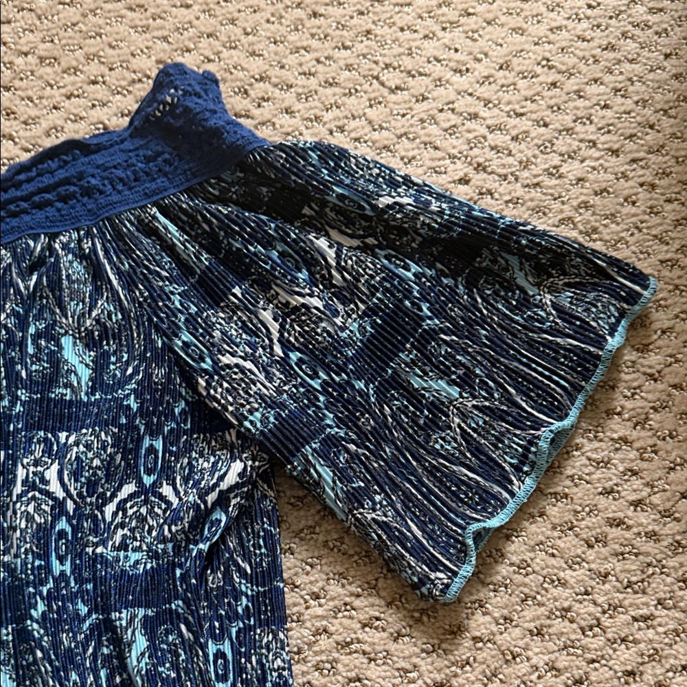 ‼️ Blue Patterned Off-Shoulder Top ‼️ - Picture 3 of 4